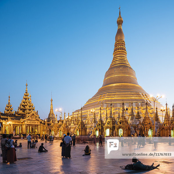 Shwedagon Pagoda Yangon (Rangoon) Myanmar (Burma) Asia