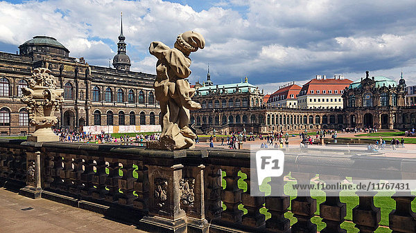 Schloss Zwinger  Dresden  Sachsen  Deutschland  Europa