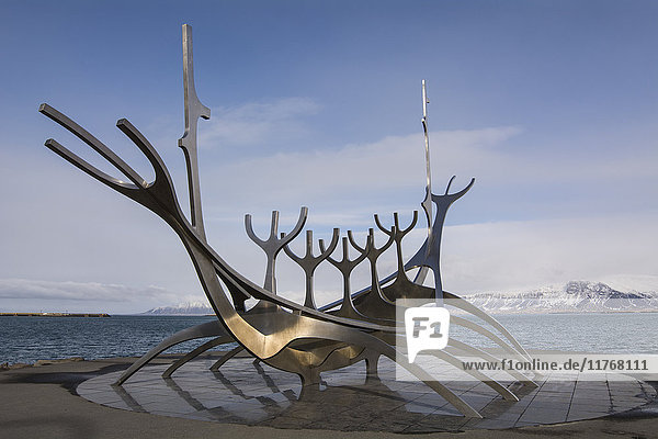 Sun Voyager Skulptur  Reykjavik  Island  Polarregionen