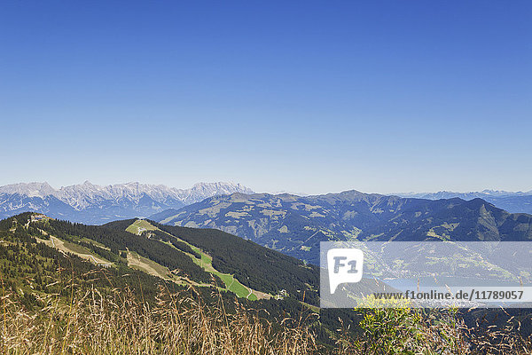 Österreich  Land Salzburg  Bergpanorama von Schmittenhöhe Richtung Zell am See