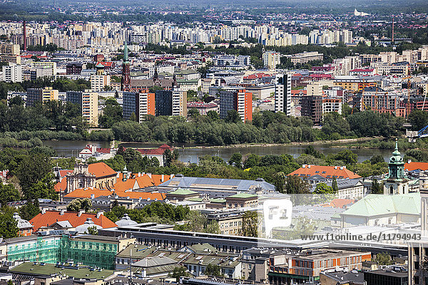 Polen  Warschau  Stadtbild  Srodmiescie und Praga  Weichsel in der Mitte