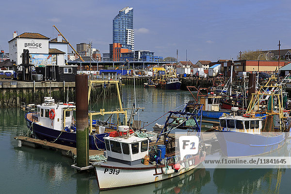 Fischerboote  Portsmouth  Hampshire  England  Vereinigtes Königreich  Europa