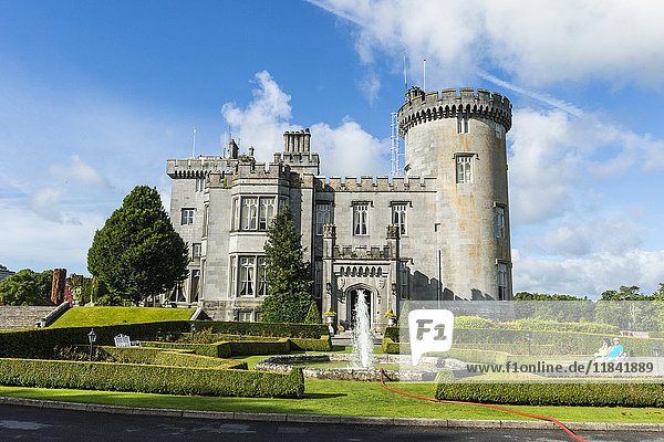 Burg Dromoland  Grafschaft Clare  Munster  Republik Irland  Europa