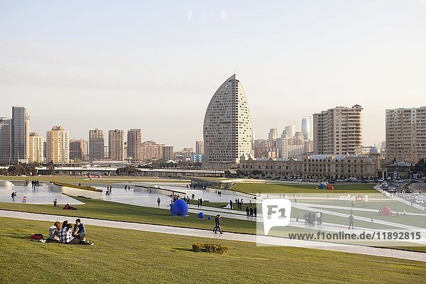 Stadtbild  Baku  Aserbaidschan  Asien