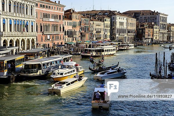 Boat trip on the Canal Grande at the stop Rialto  Venice  Veneto  Italy  Europe