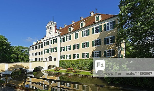Wasserschloss Sandizell  Schrobenhausen  Oberbayern  Bayern  Deutschland  Europa