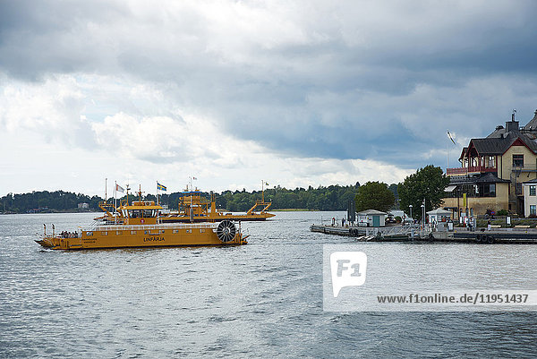 Schweden Vaxholm Boot im Wasser