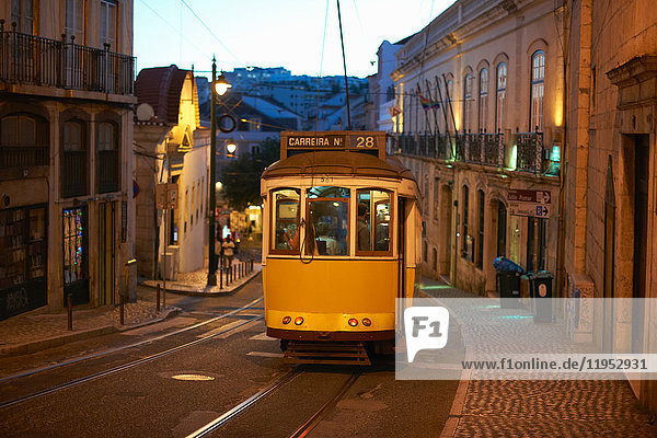 Straßenbahn  Lissabon  Portugal
