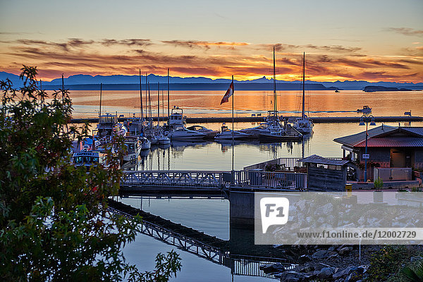 Sonnenuntergang,  Jachthafen,  Lund,  British Columbia,  Kanada