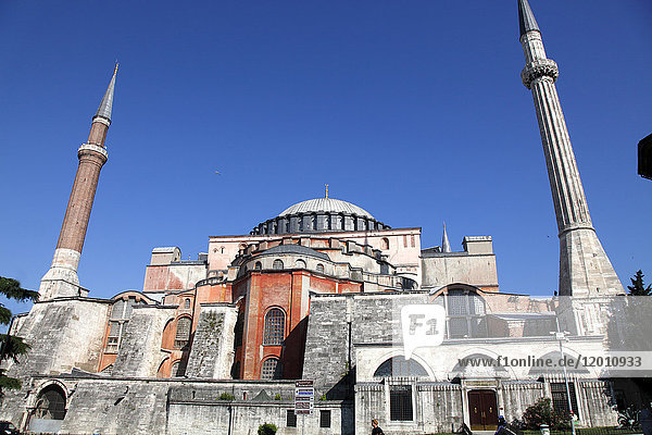 Türkei  Istanbul  Gemeinde Fatih  Bezirk Sultanahmet  Basilika der Heiligen Sophie (Aya Sofya camii und Museum)