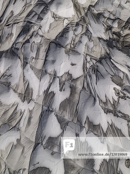 Vollbildaufnahme einer Plane  Gletsch Wallis  Schweiz
