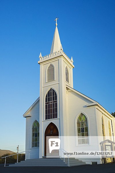 USA  Kalifornien  Sonoma County  Bodega Bay  Kirche St. Teresa von Avila