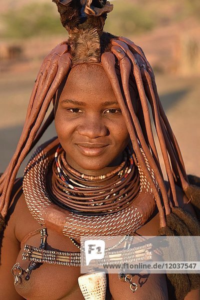 Portrait of a young  married Himbafrau  Kaokoveld  Kunene  Namibia  Africa