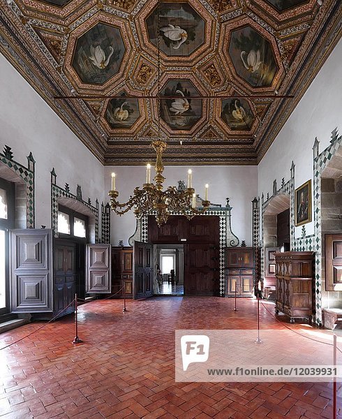 Schwanensaal  Nationalpalast  Palácio Nacional de Sintra  UNESCO Weltkulturerbe  Sintra  Portugal  Europa