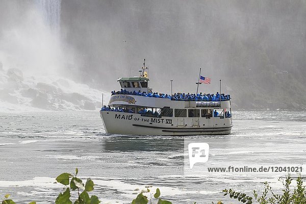 Tourist Boat Maid of the Mist in front of Waterfall  American Falls  Niagara Falls  Ontario  Canada  North America