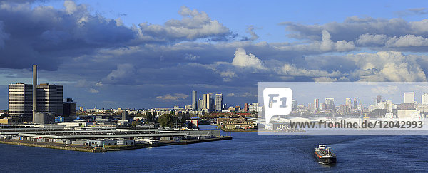 Port of Rotterdam  South Holland  Netherlands  Europe