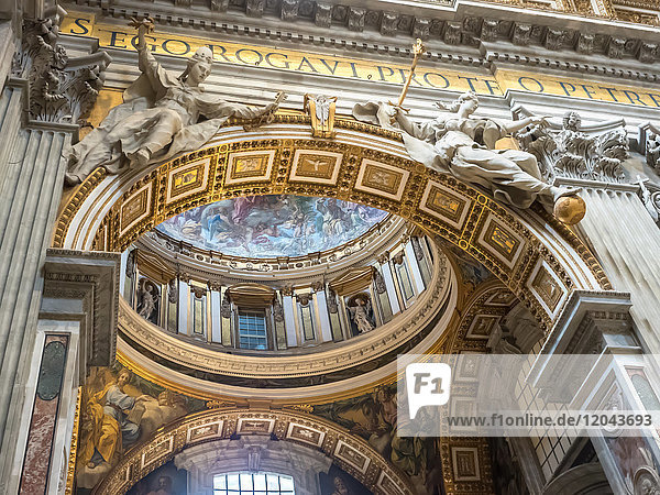 Interior  St. Peter's Basilica  Vatican City  Rome  Lazio  Italy  Europe