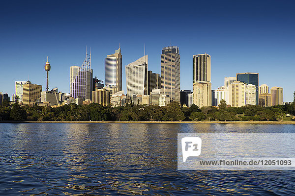 Sydney Harbour und Skyline des Central Business District in Sydney  Australien