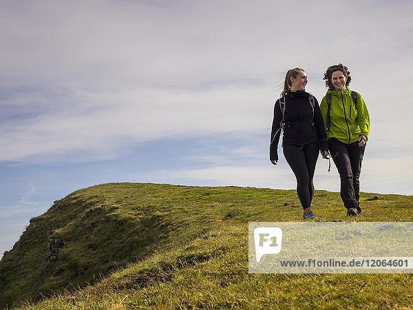 Two women on a hiking tour to Mount Ganekogorta