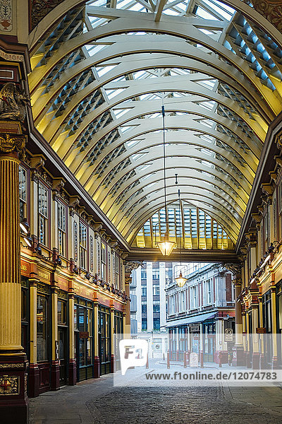 Leadenhall Market des viktorianischen Architekten Horace Jones  London  England  Vereinigtes Königreich  Europa