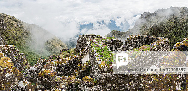 Dry stone wall on Inca trail  Inca  Huanuco  Peru  South America