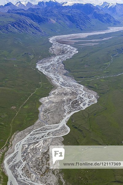 Luftaufnahme über das zentrale Tian Shan-Gebirge  Grenze zwischen Kirgisistan und China  Kirgisistan  Asien