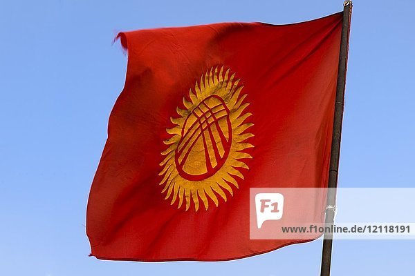 Kirgisische Flagge  Bischkek  Kirgisistan  Asien