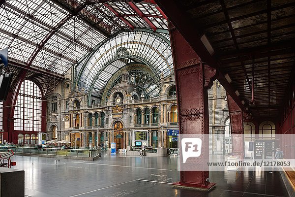 Bahnhof Antwerpen-Centraal Antwerpen Belgien Europa