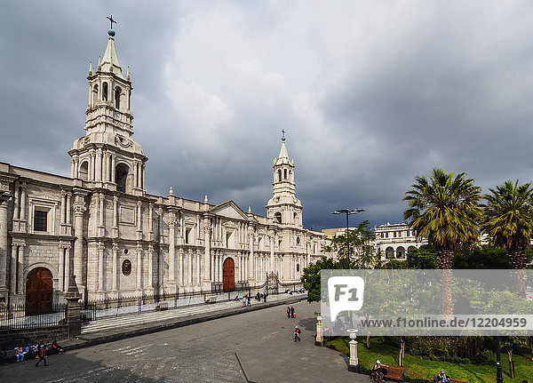 Cathedral  Plaza de Armas  elevated view  Arequipa  Peru  South America