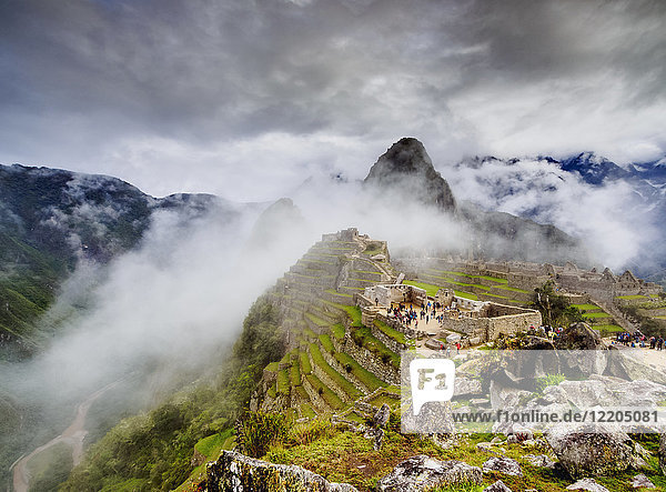 Ruinen von Machu Picchu  UNESCO-Weltkulturerbe  Region Cusco  Peru  Südamerika