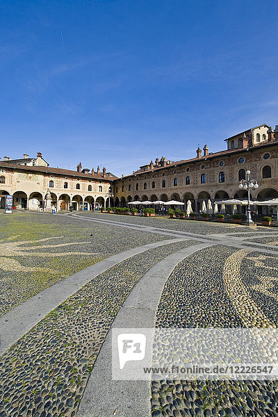 Piazza Ducale  Vigevano  Lombardei  Italien