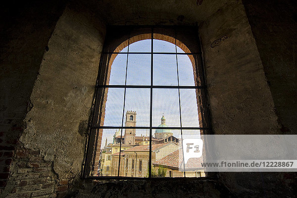 Blick vom Schloss Sforzesco  Vigevano  Lombardei  Italien