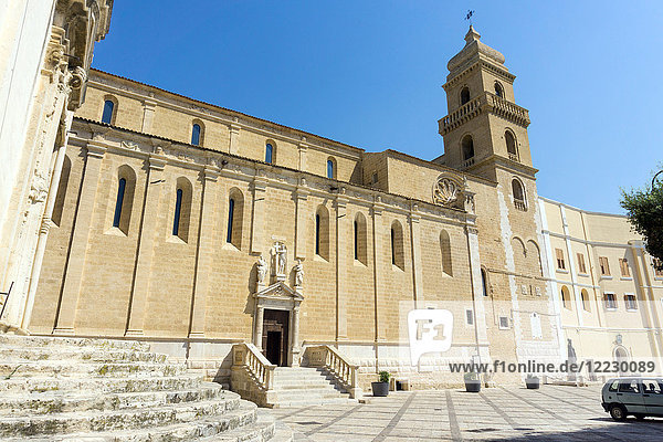 Italien  Apulien  Gravina in Apulien  Platz Benedetto XIII  die Kathedrale