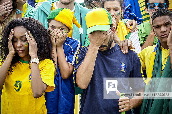 Brasilianische Fußballfans enttäuscht über das Spiel