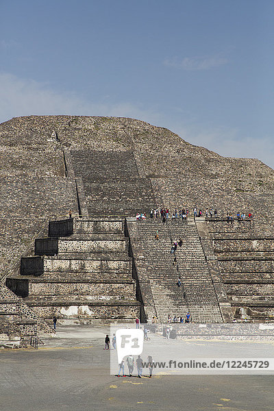 Mondpyramide  Archäologische Zone von Teotihuacan  UNESCO-Weltkulturerbe  Bundesstaat Mexiko  Mexiko  Nordamerika