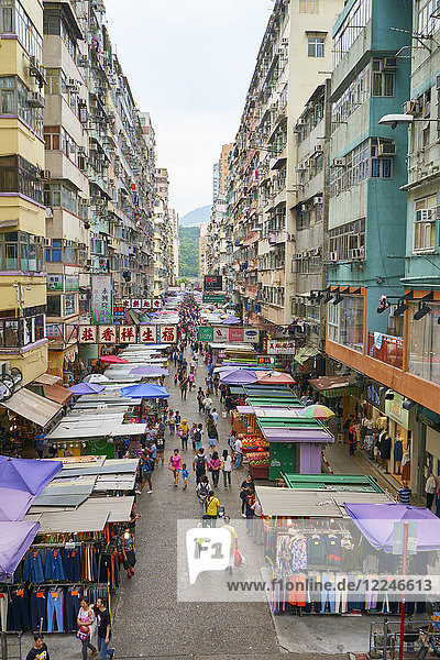 A busy market street in Mong Kok (Mongkok)  Kowloon  Hong Kong  China  Asia