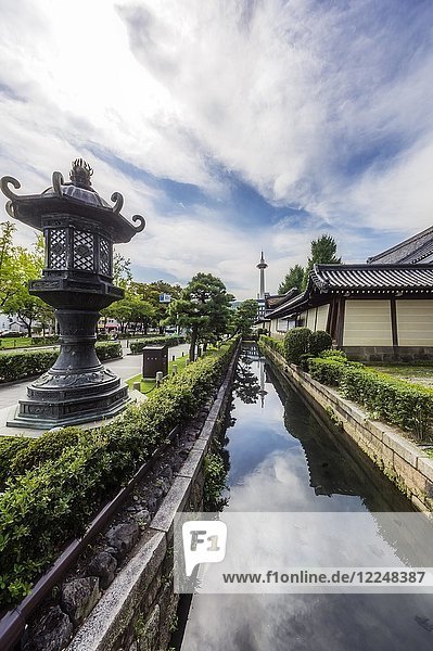Higashi Hongan-ji  Temple  Honshu Province  Kyoto  Japan  Asia