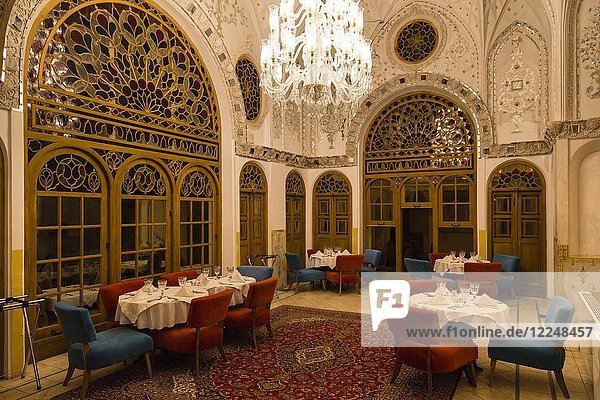 Khan-e Amerinha  eines der traditionellen Häuser von Kashan  das heute das luxuriöse Saraye Amerinha Boutique Hotel beherbergt  Kashan  Iran  Asien