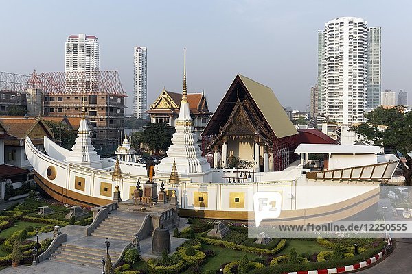 Buddhist temple in the form of a Chinese junk  Wihan of Wat Yannawa  business district Sathon  Bangkok  Thailand  Asia