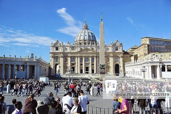Crowd at Petersplatz with St. Peter's Basilica  Rome  Italy  Europe
