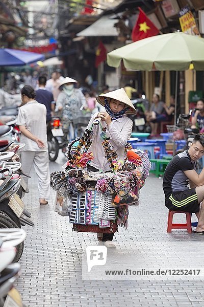 Street vendor  Hoan Kiem old quarter  Hanoi  Vietnam  Asia