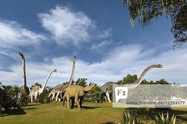 Dinosaurierpark  Jurassic Park  Non Buri  Bezirk Sahatsakhan  Provinz Kalasin  Isan  Nordost Thailand