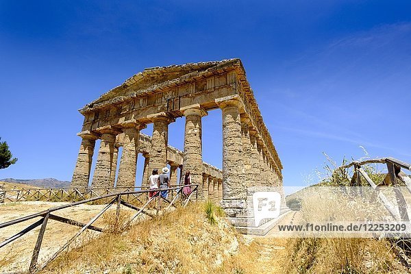Griechische Tempelanlage Segesta  Provinz Trapani  Sizilien  Italien  Europa