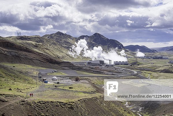 Blick auf das Kraftwerk Hellisheiði  Vulkansystem Hengill  Suðurland  Island  Europa