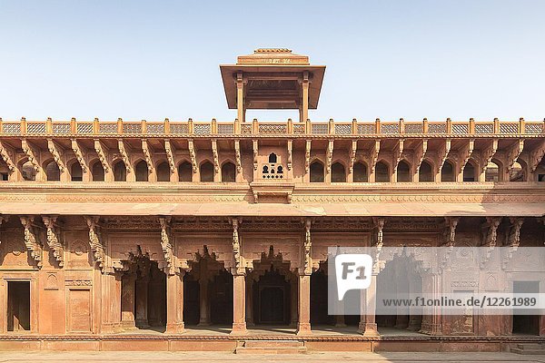 Palast im Agra Fort  Agra  Uttar Pradesh  Indien  Asien