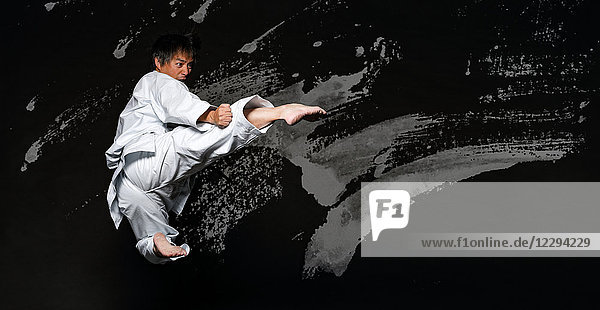 Bildkomposition eines japanischen Karateathleten