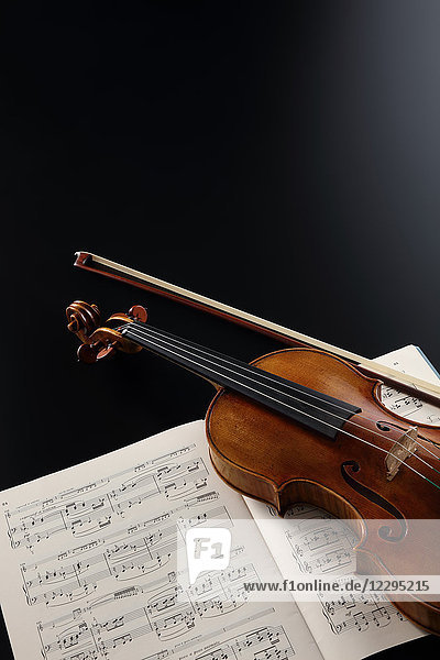 Violine und Noten