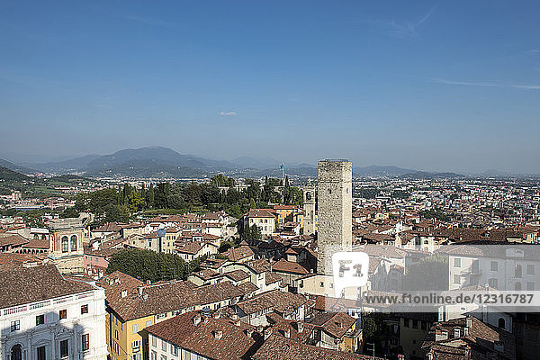 Italien  Lombardei  Bergamo  Città Alta  Stadtbild vom Stadtturm (Der ''Campanone'')