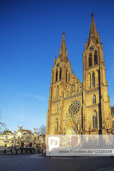 Kirche der Heiligen Ludmila  Prag  Tschechische Republik  Europa