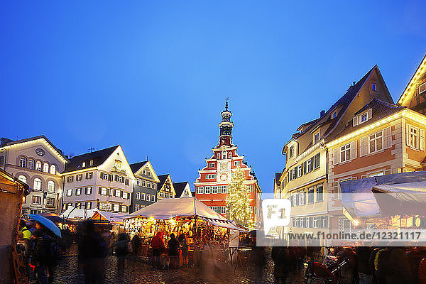 Christmas market  Esslingen am Neckar  Baden-Wurttemberg  Germany  Europe
